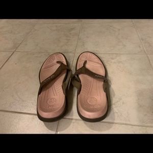 Woman’s size 10 Crocs flip flops